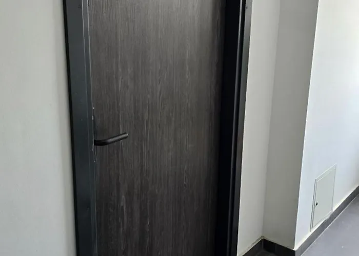 アパート Cosy One Bedroom ブカレスト